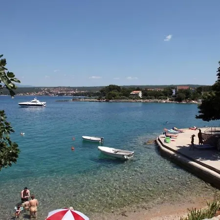 Lily-close To The * Vantacici